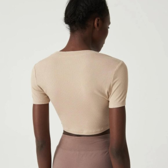 SHEIN Premium Khaki Ribbed Knit Crop Top Small(4) - Picture 4 of 12